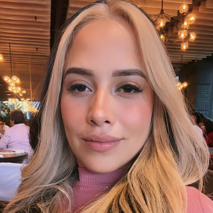 Diana Flores
